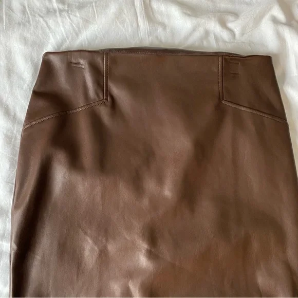 𝅺Shein brown pleather pencil skirt - Picture 5 of 6